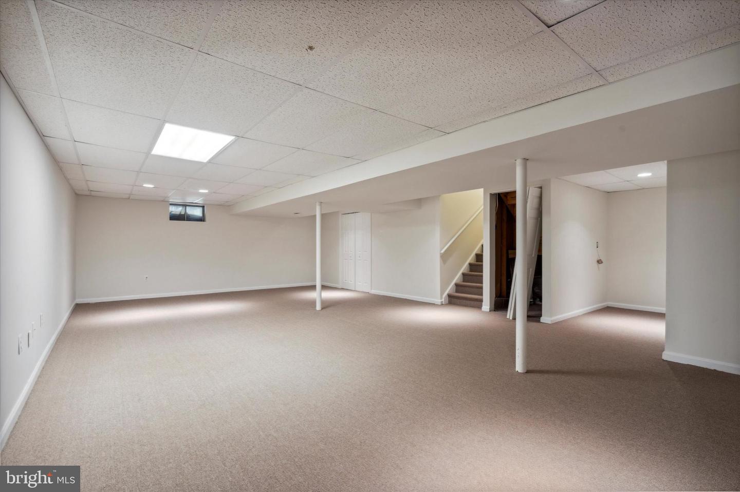 191 Gleneagles Ct