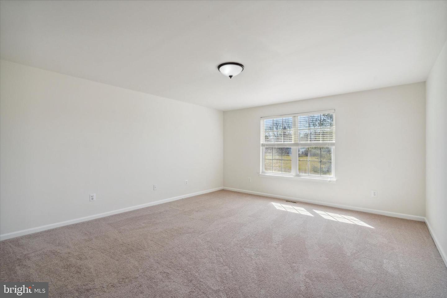 191 Gleneagles Ct