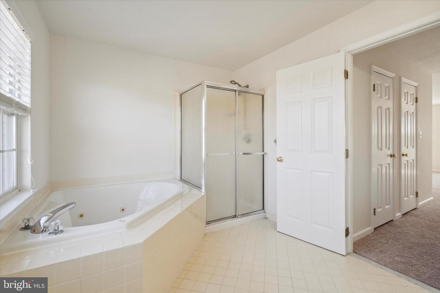 191 Gleneagles Ct