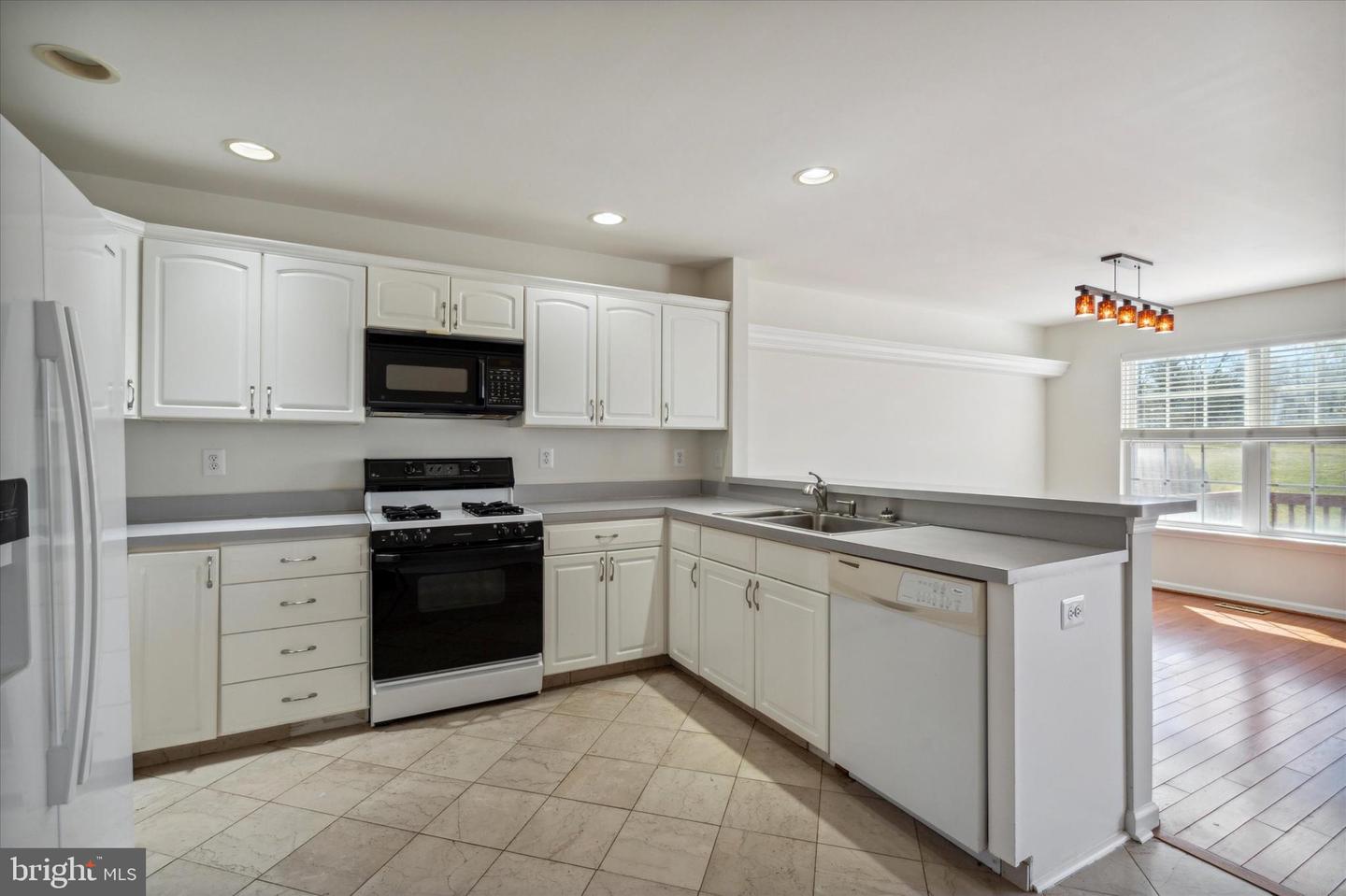 191 Gleneagles Ct