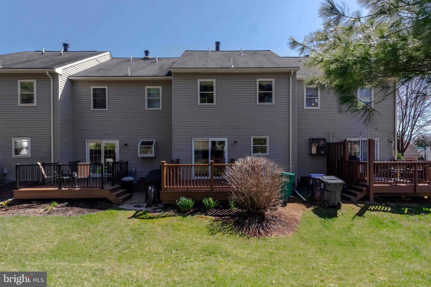 544 Hancock Ct