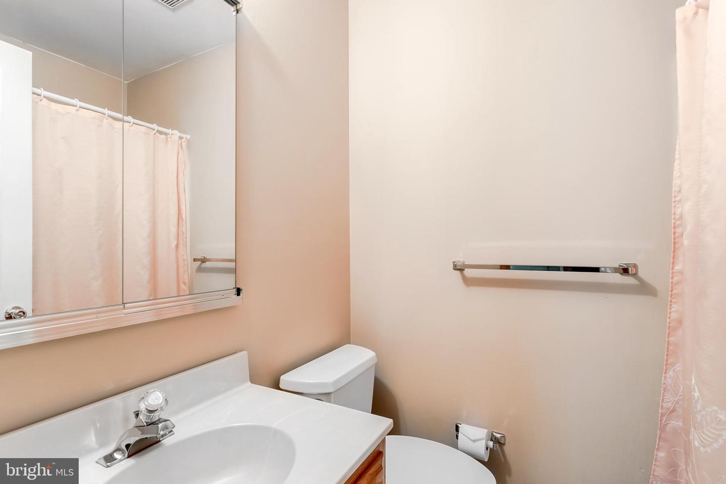 544 Hancock Ct