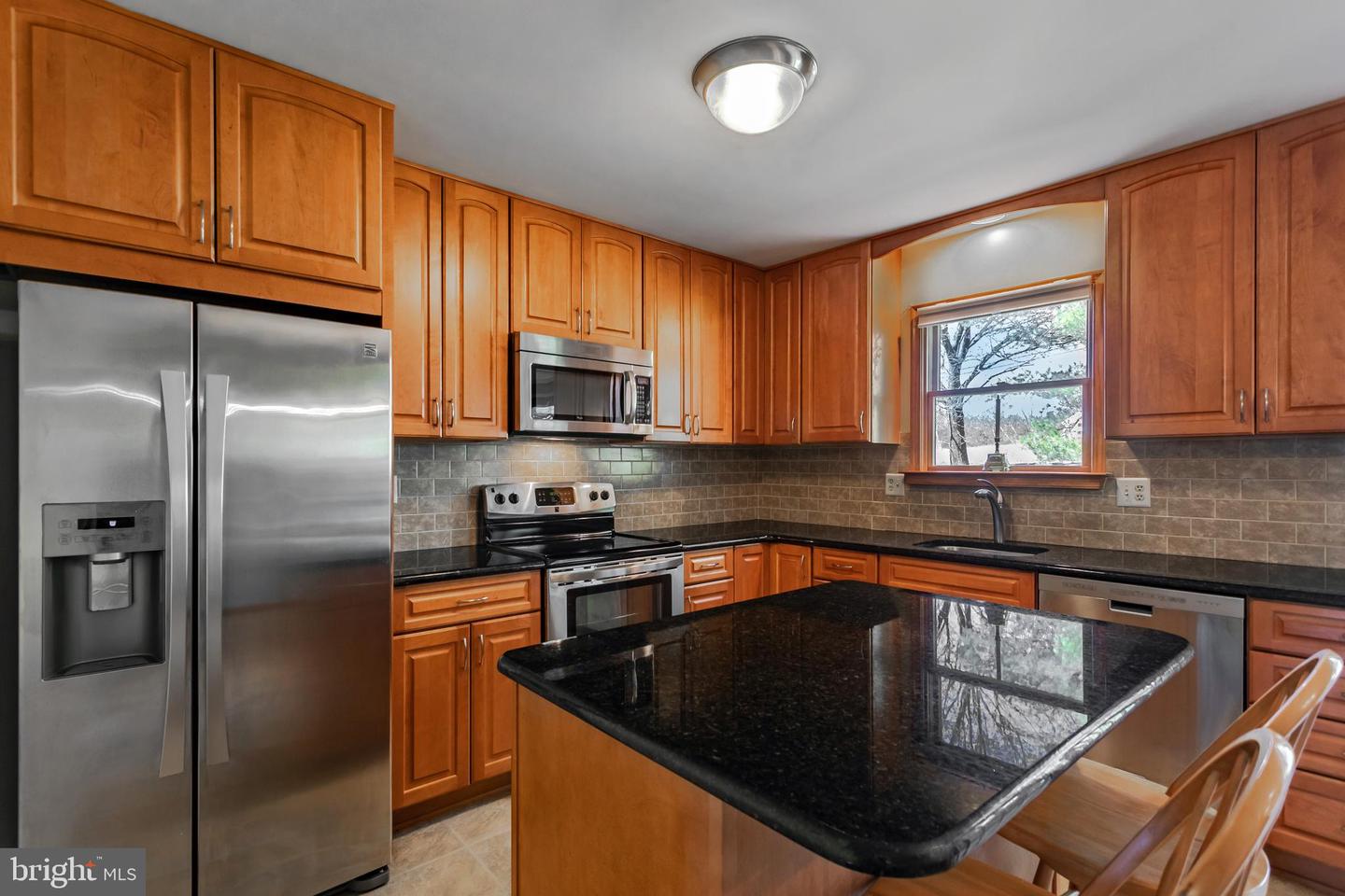 544 Hancock Ct