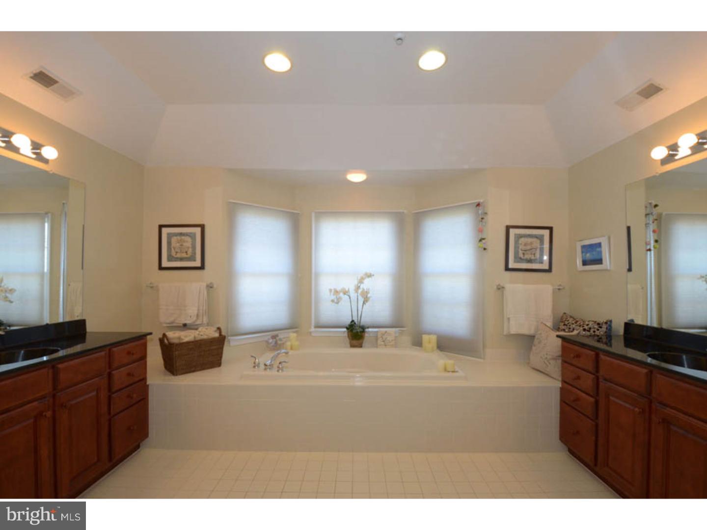 1101 Riverview Ln