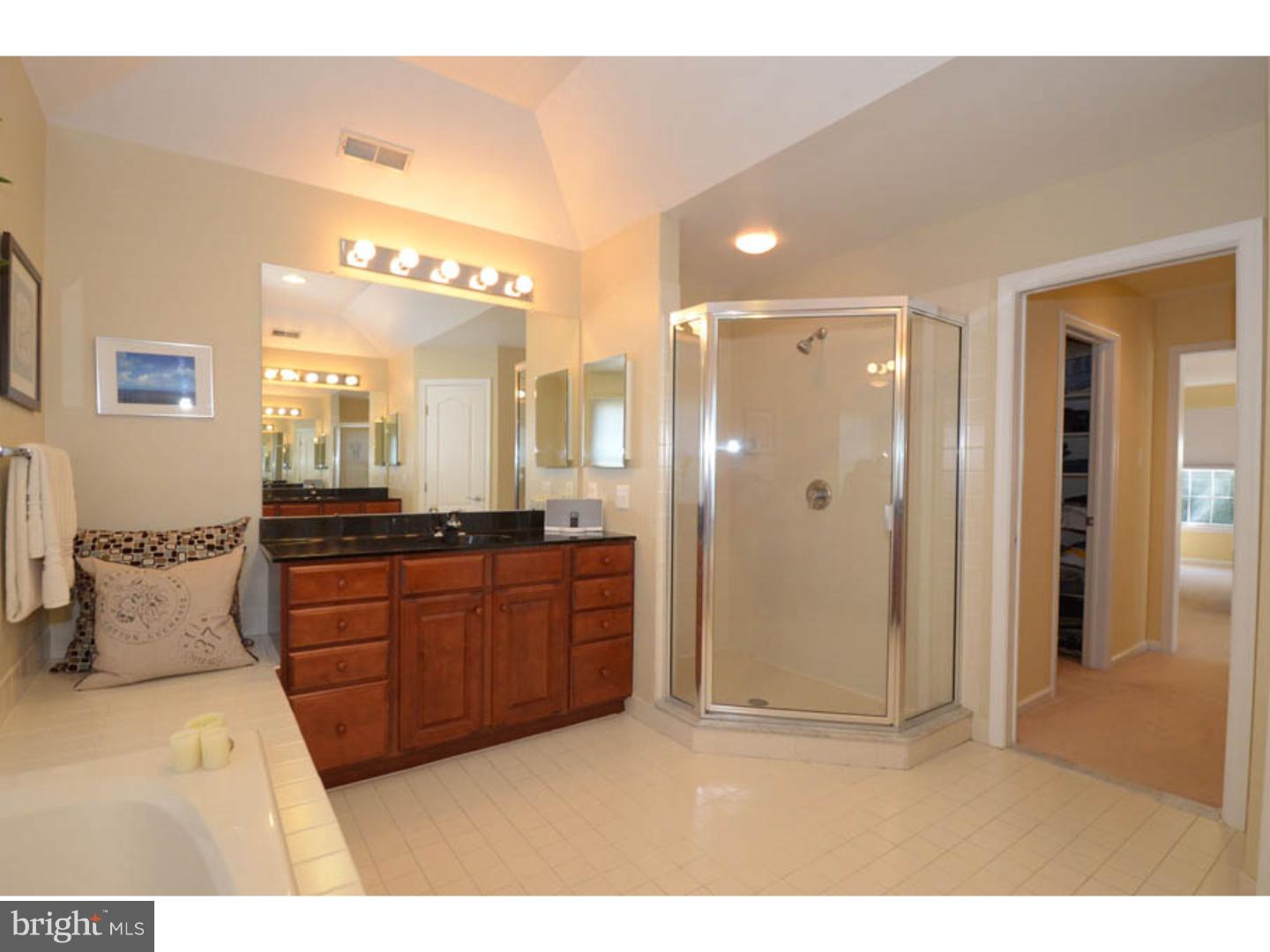 1101 Riverview Ln