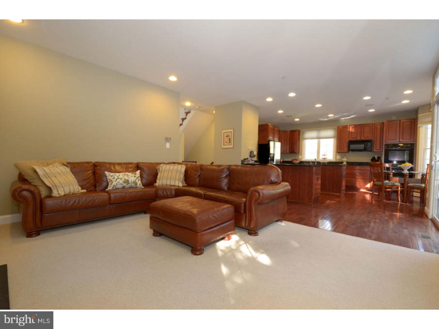 1101 Riverview Ln