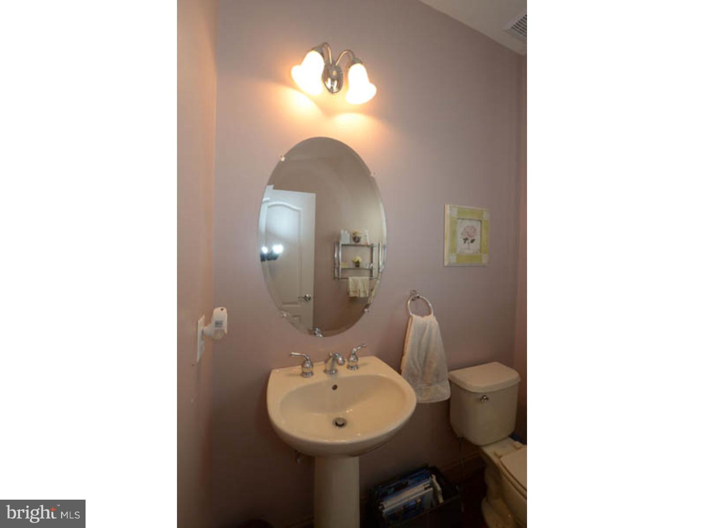 1101 Riverview Ln