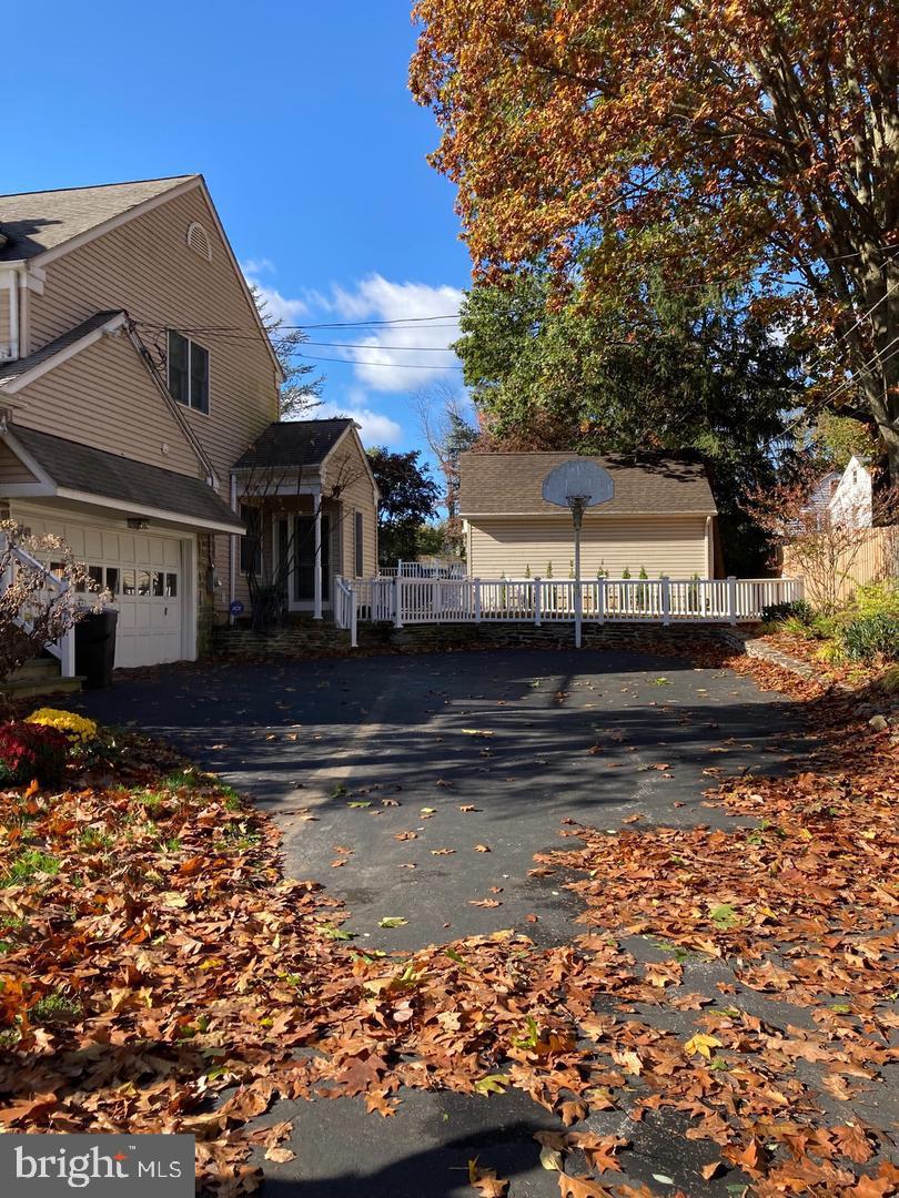 919 Remington Rd