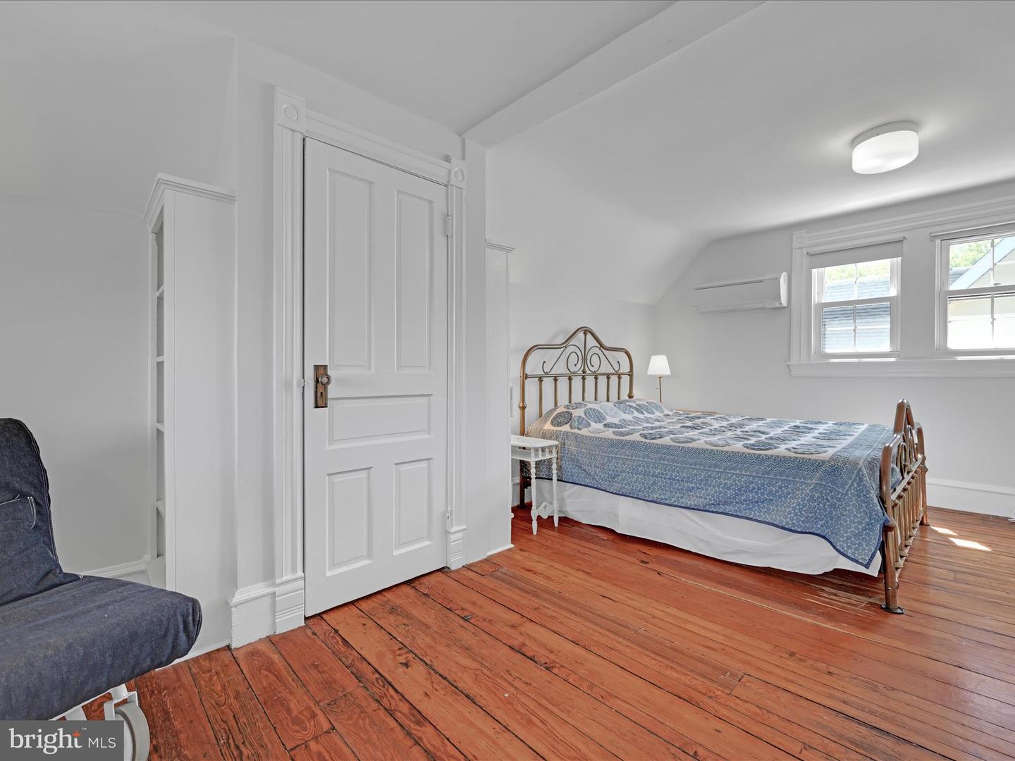 104 Hampden Ave