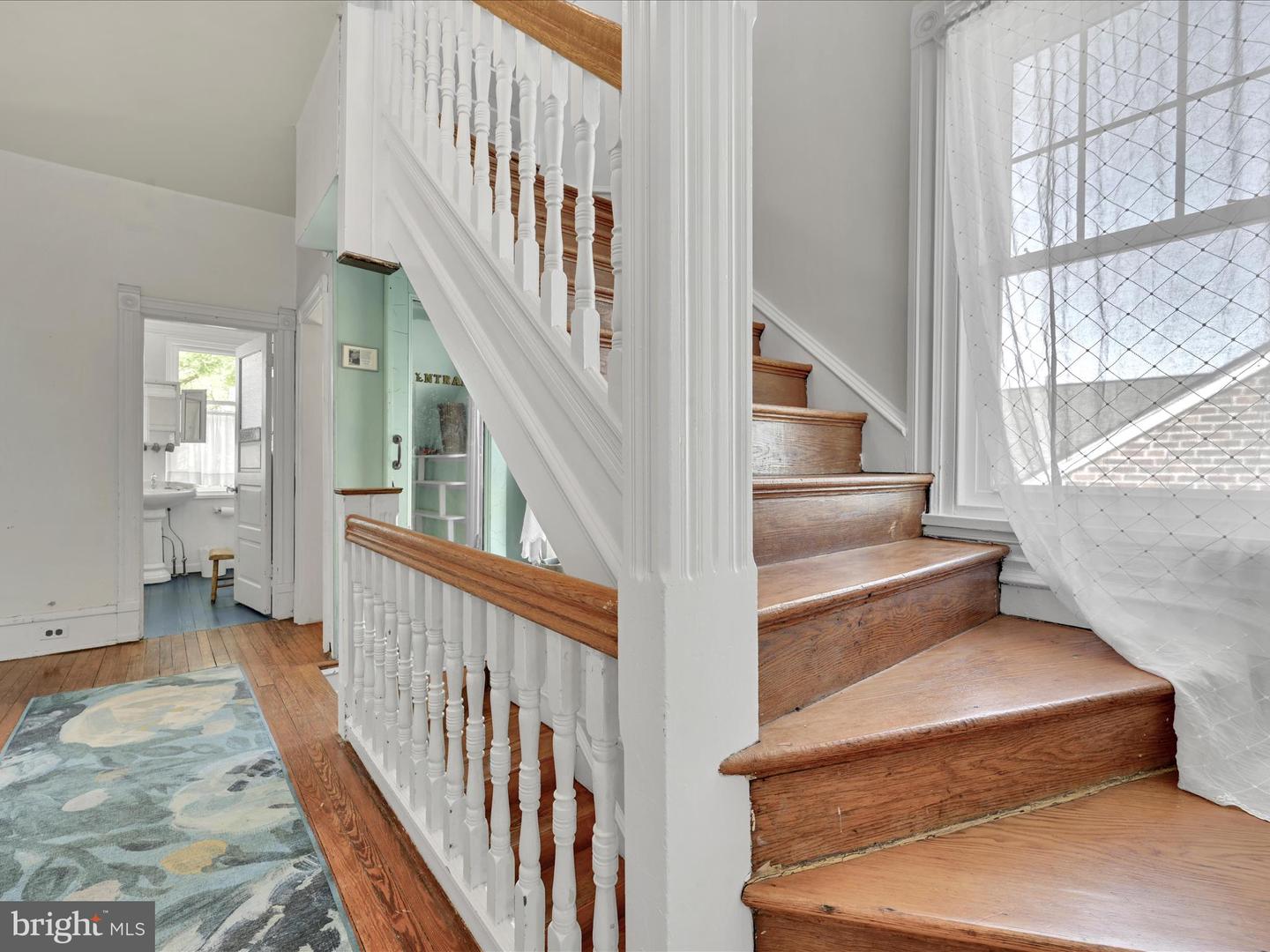 104 Hampden Ave