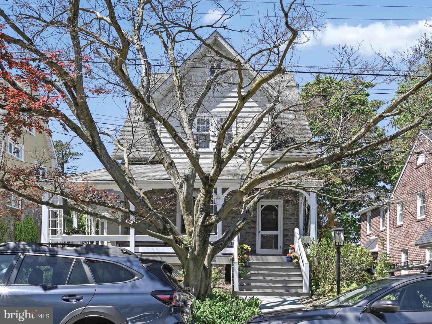 104 Hampden Ave
