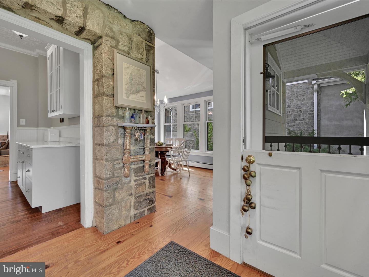 104 Hampden Ave