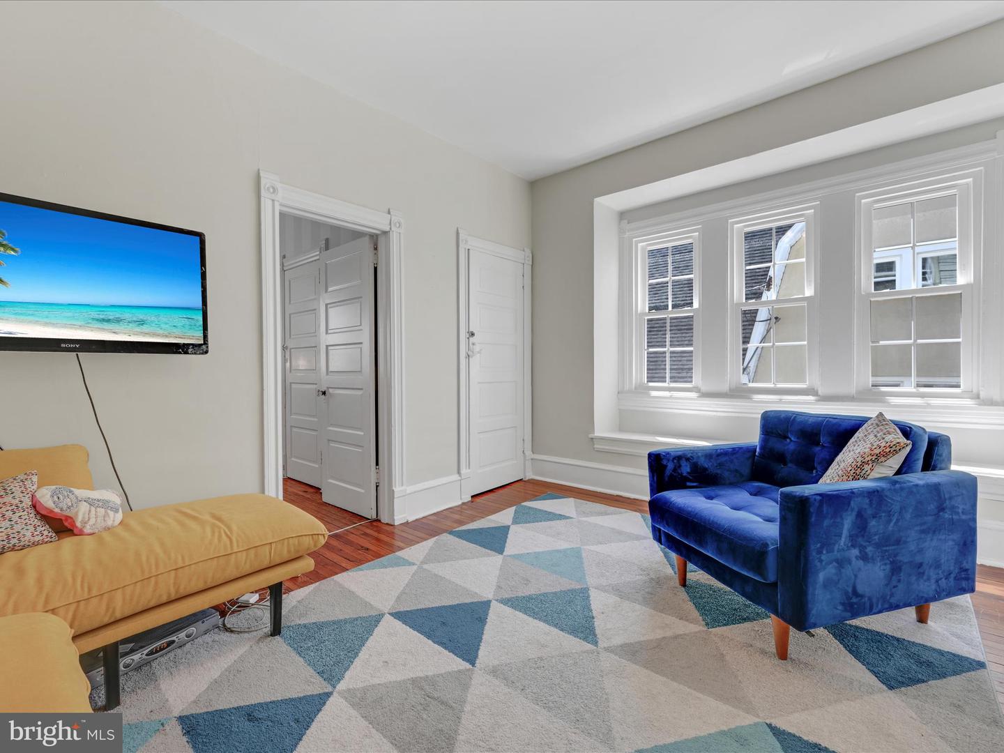 104 Hampden Ave