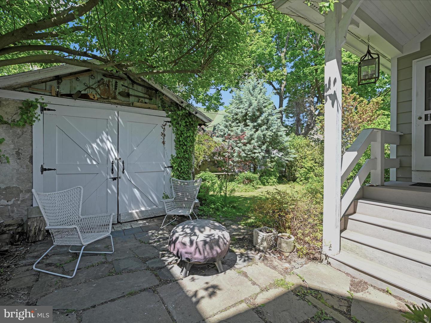 104 Hampden Ave