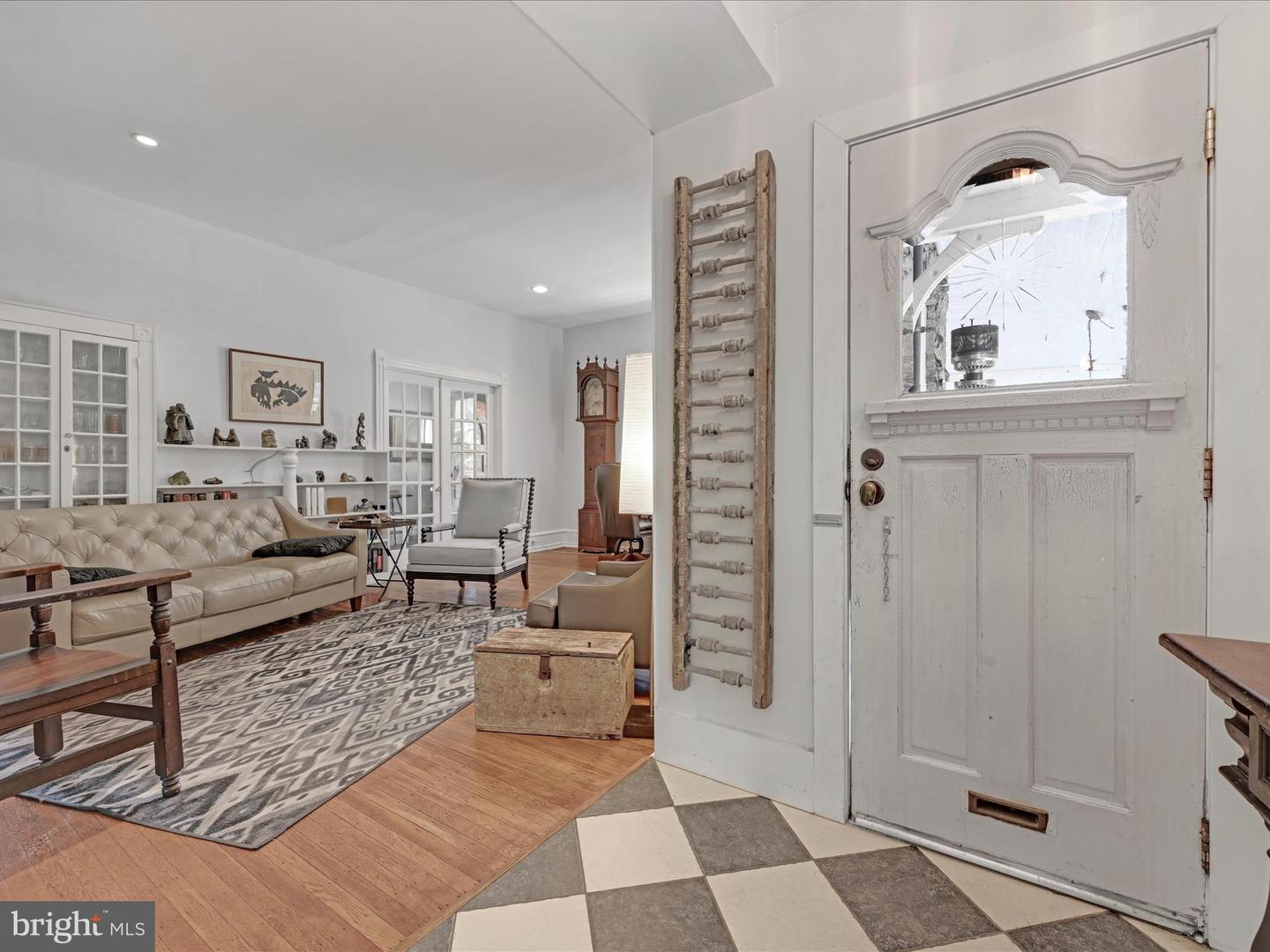 104 Hampden Ave