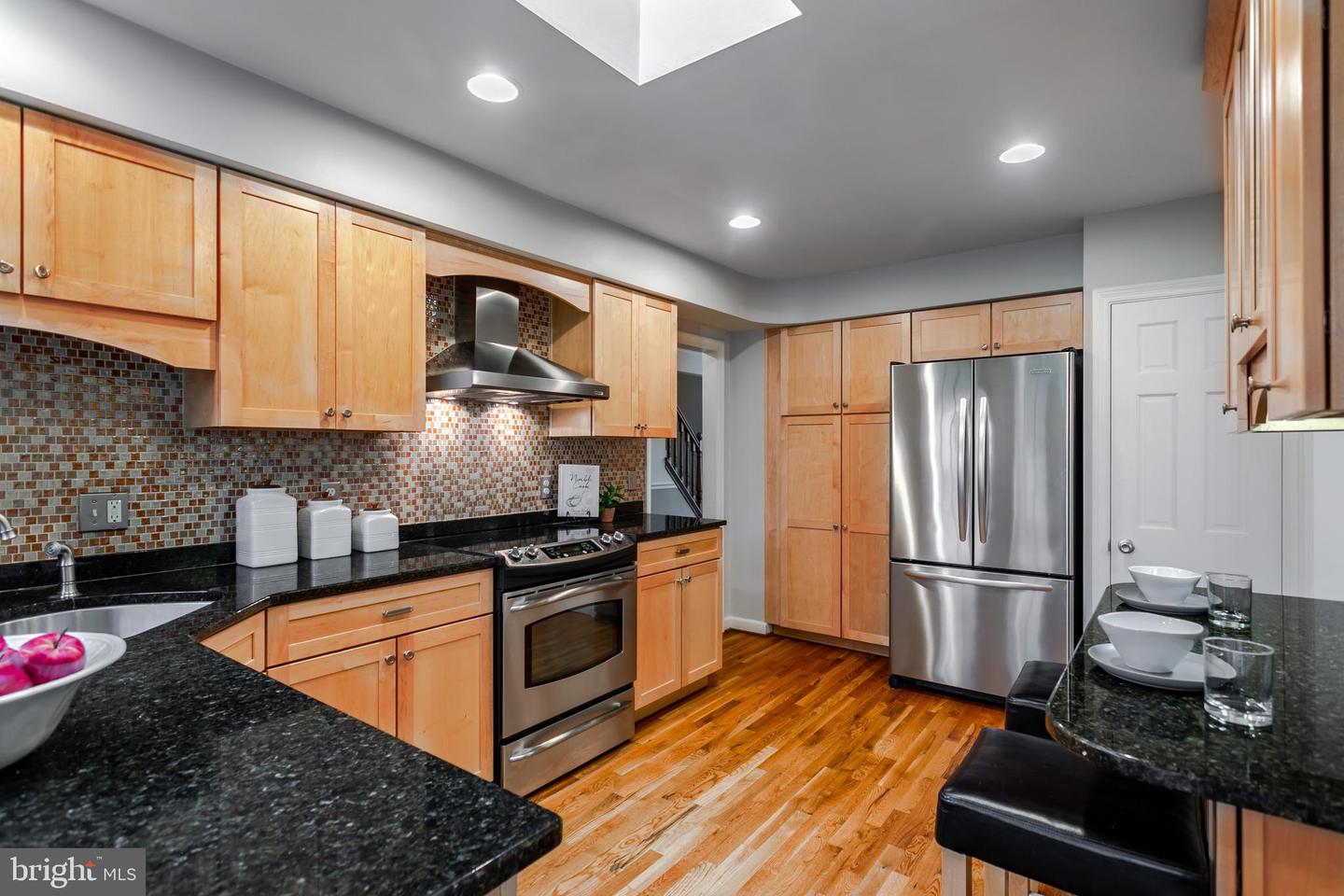 544 Moreno Rd
