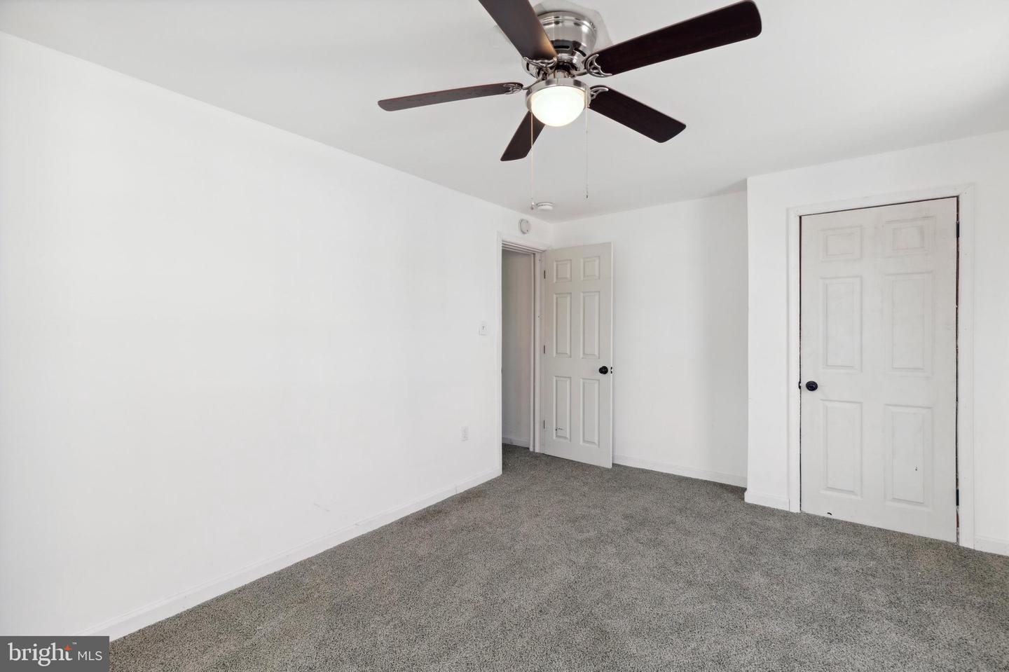 127 Pearl St