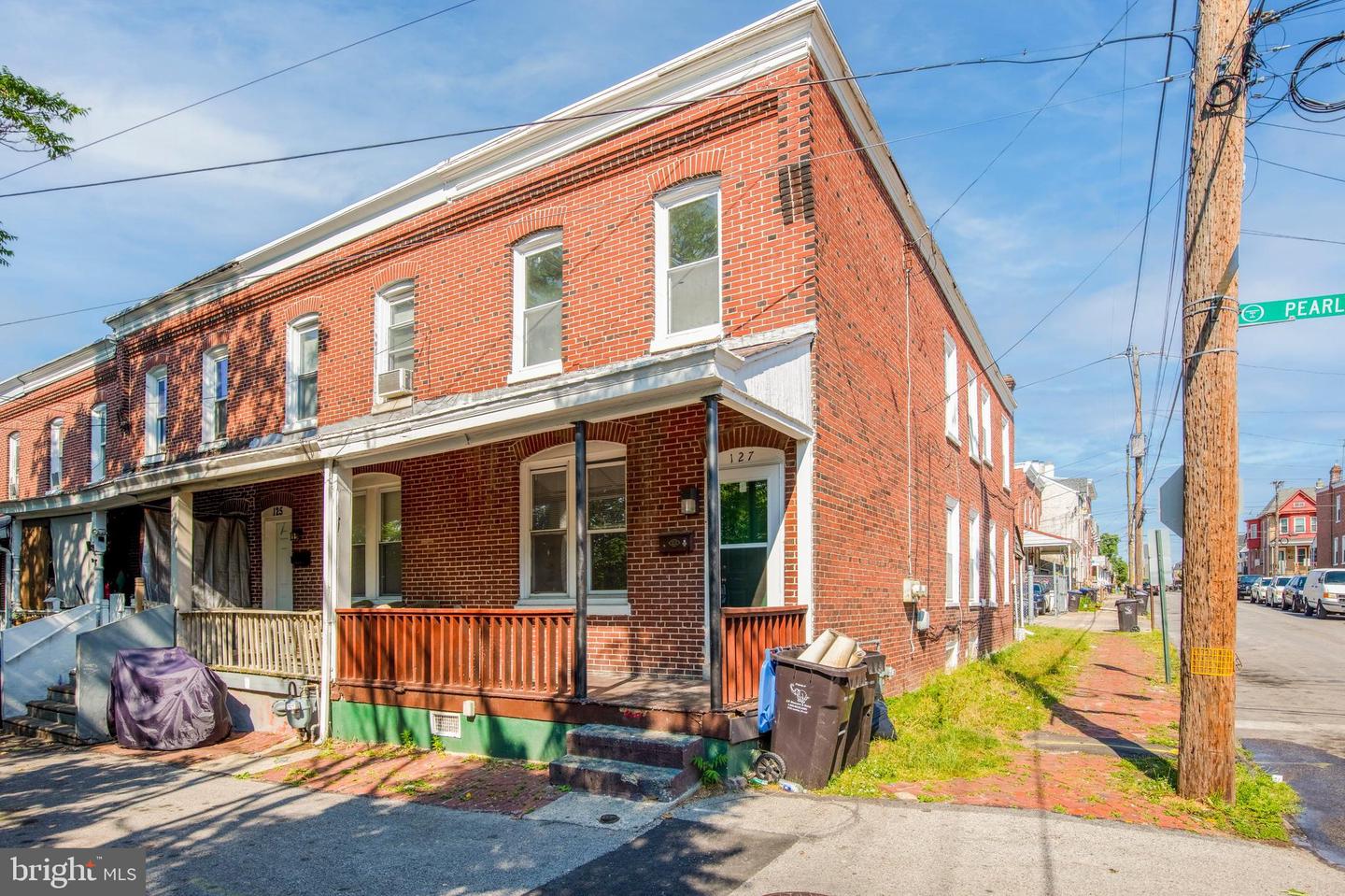 127 Pearl St