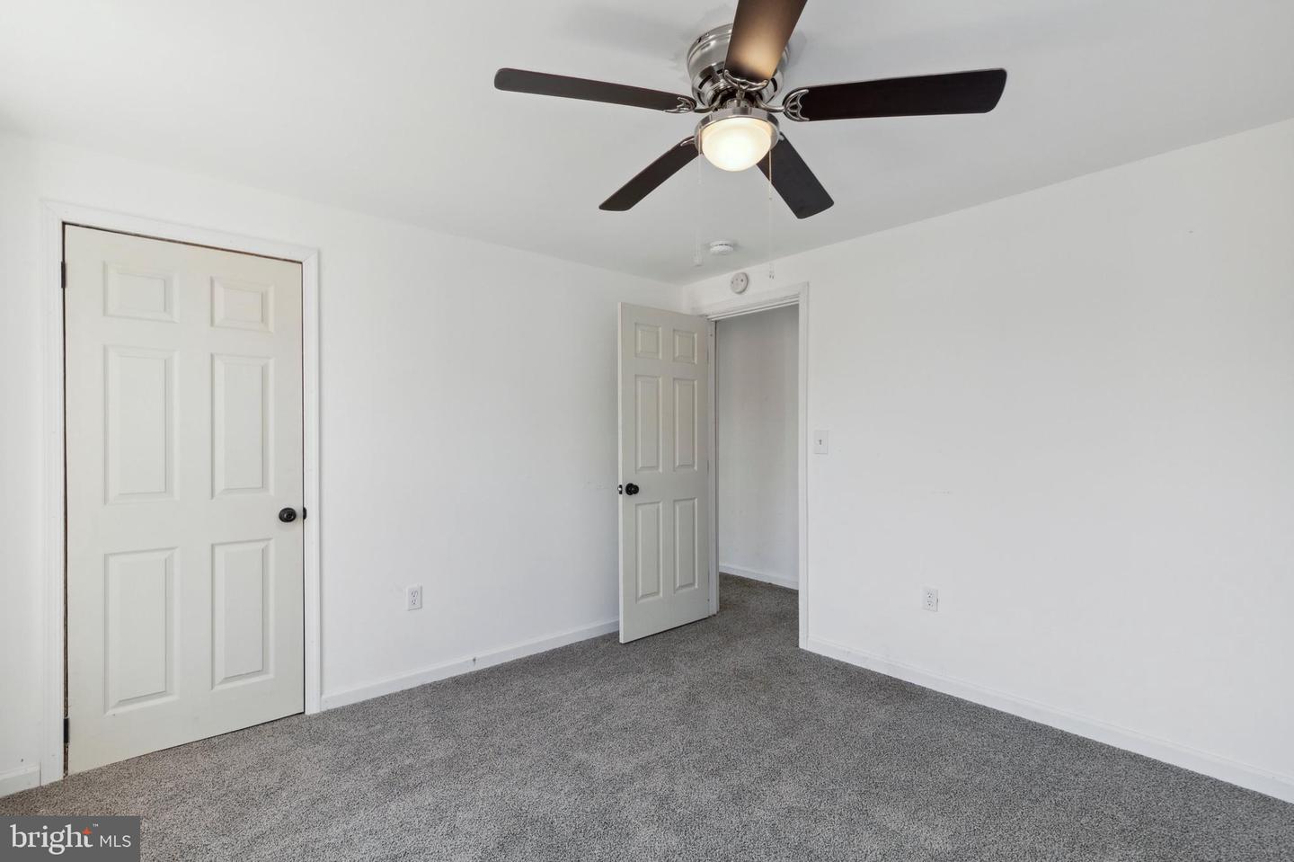 127 Pearl St