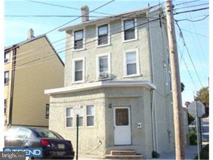 200 Ford St #1st Fl