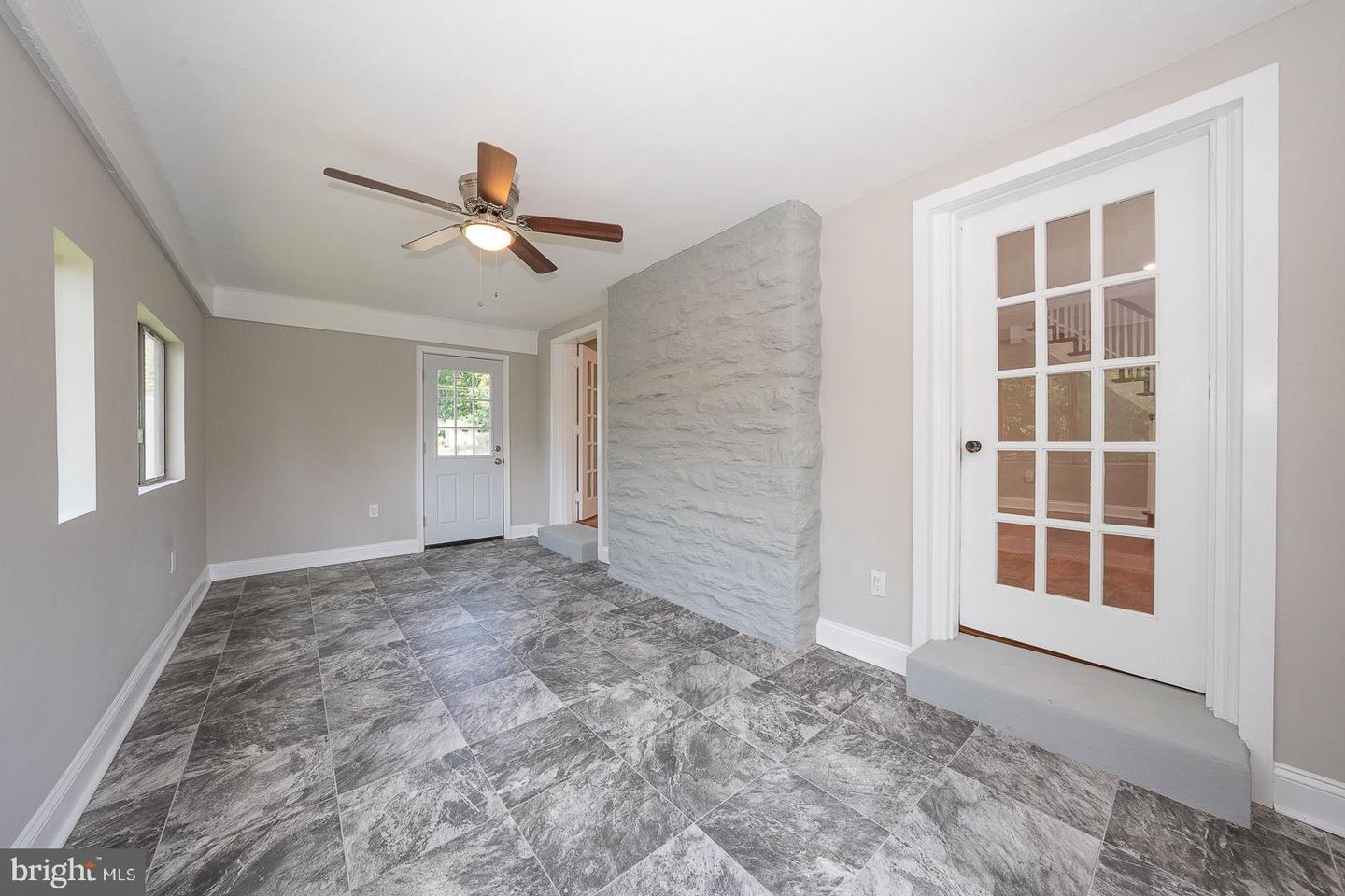 556 Shoemaker Rd