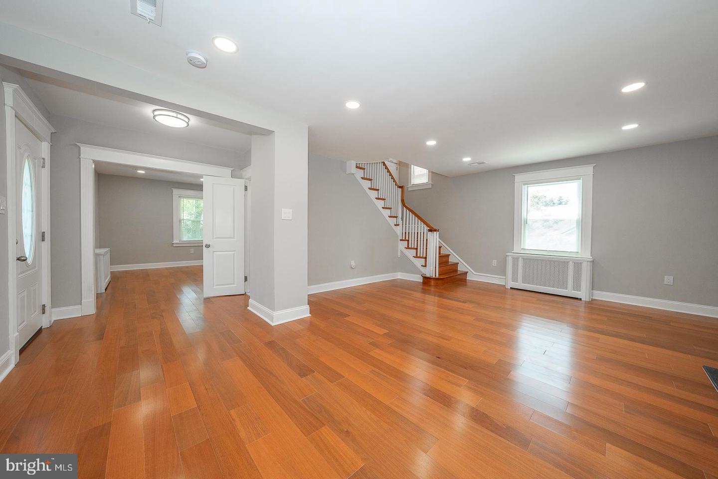 556 Shoemaker Rd