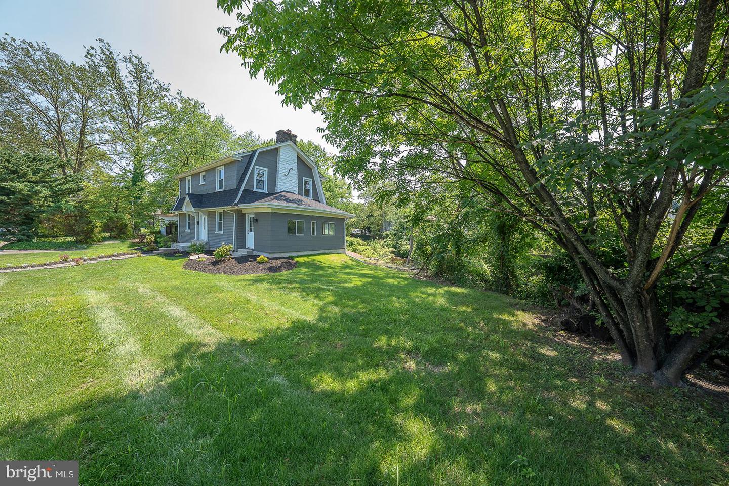 556 Shoemaker Rd