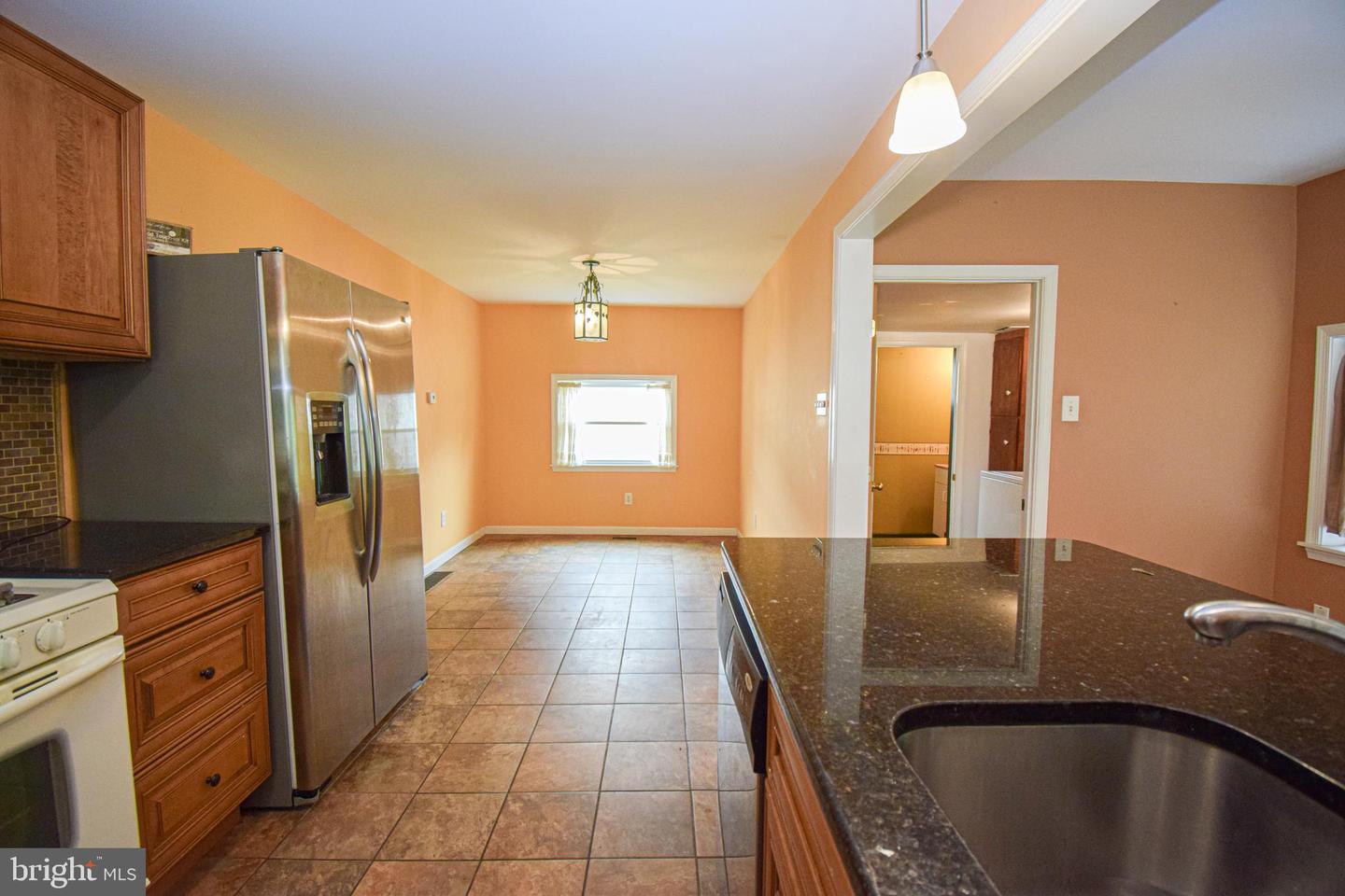 1045 Ryans Cir