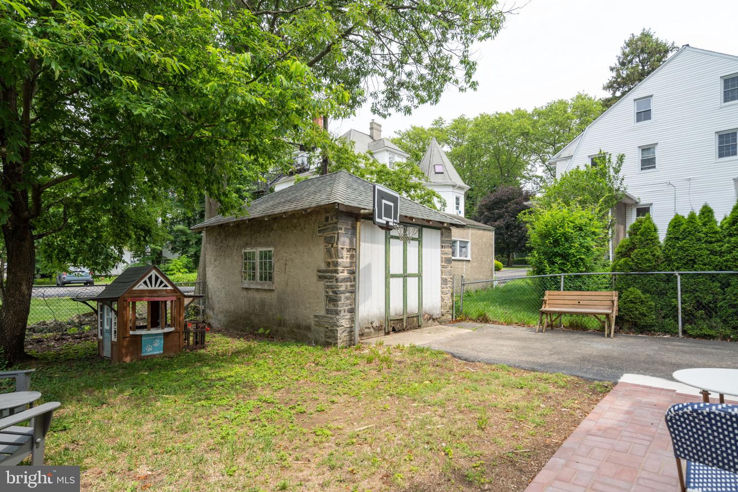 141 Drexel Rd
