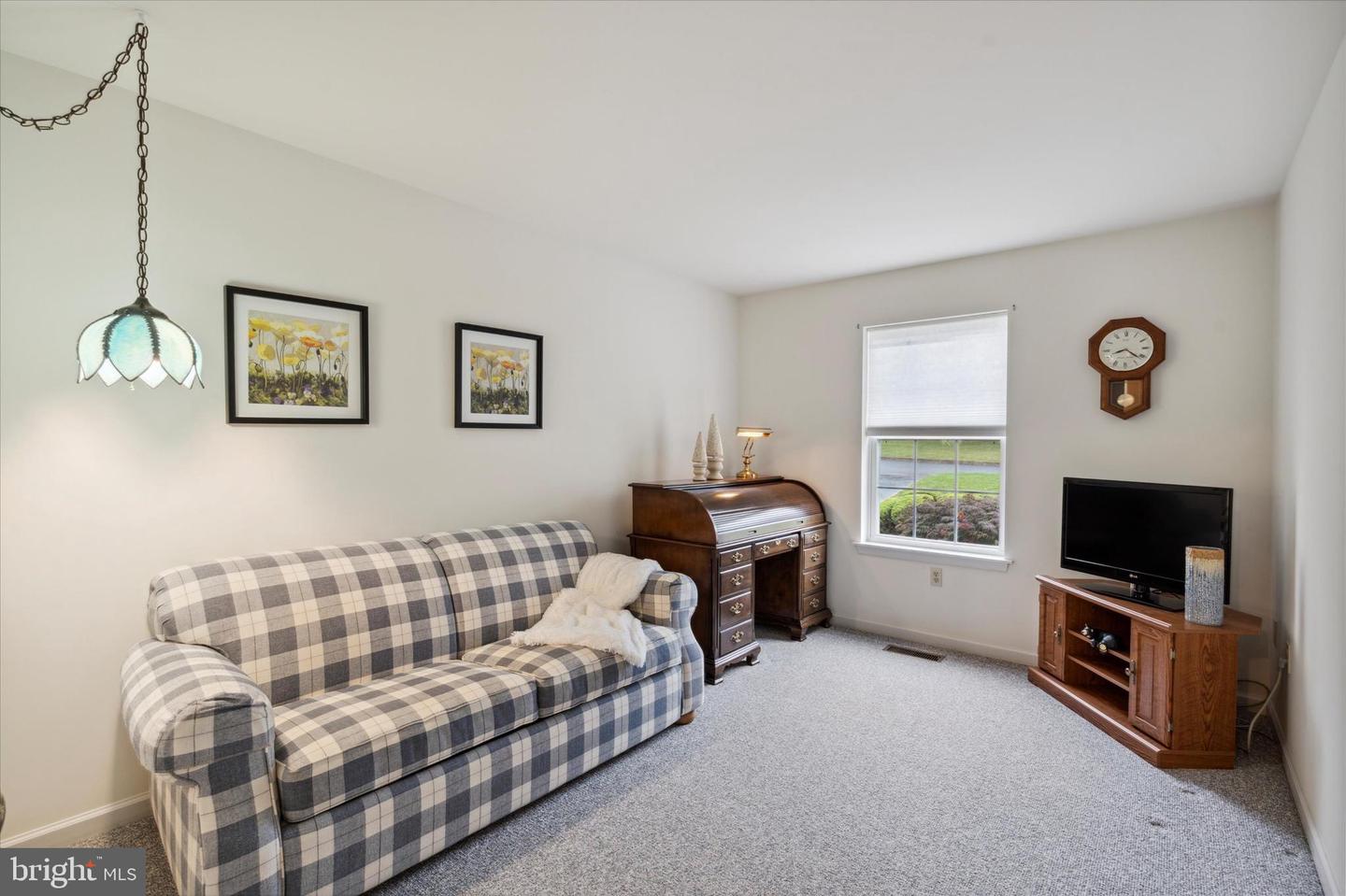 2011 Deer Ridge Dr