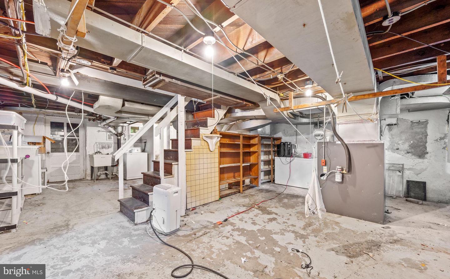 401 Linden St