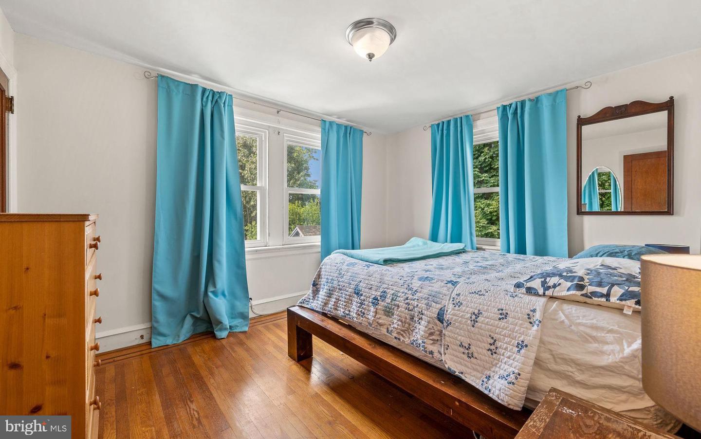 401 Linden St