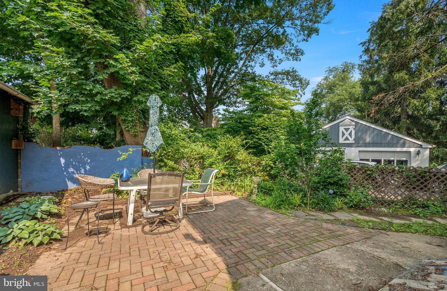 401 Linden St