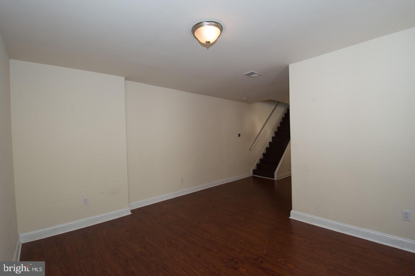 836 Montgomery Ave