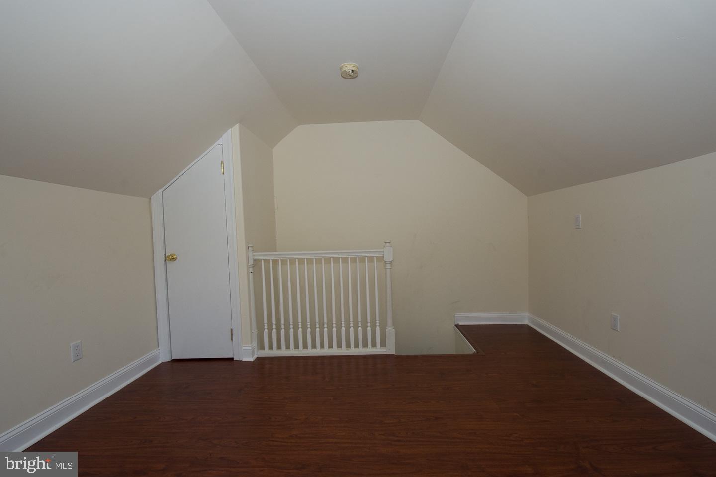 836 Montgomery Ave