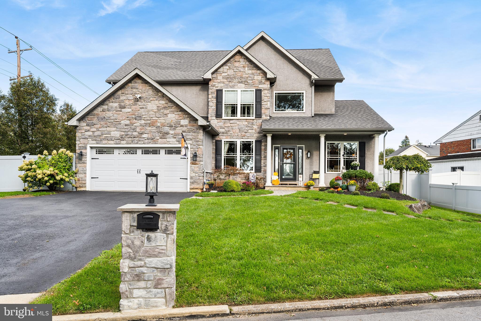 446 Hillside Rd