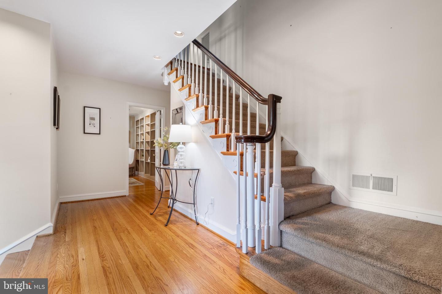 439 N Ithan Dr