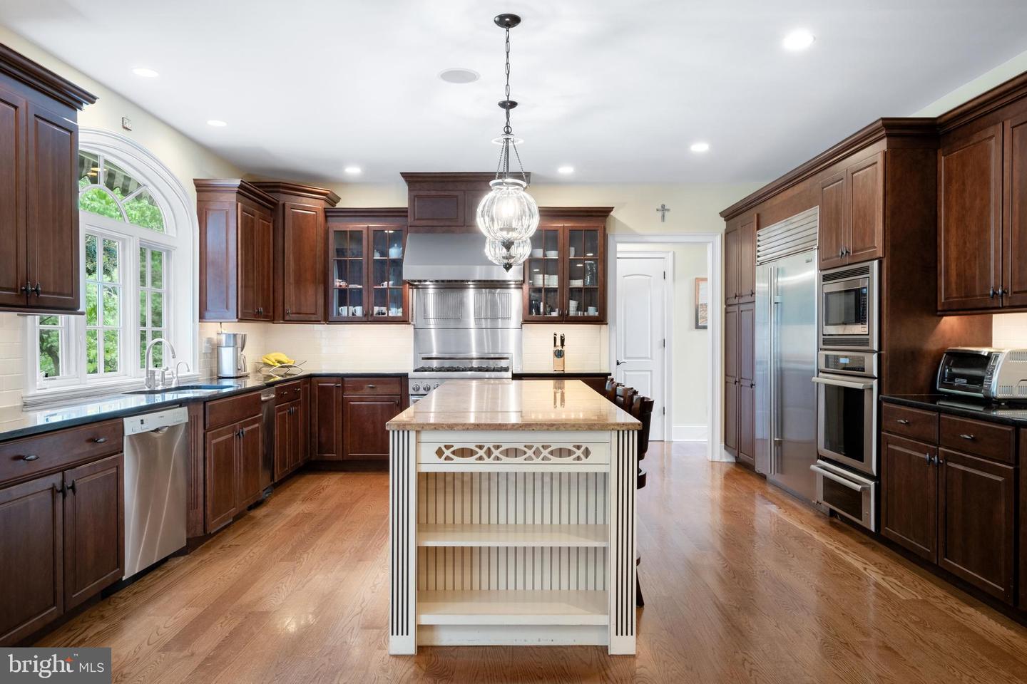 1614 Sweet Briar Rd