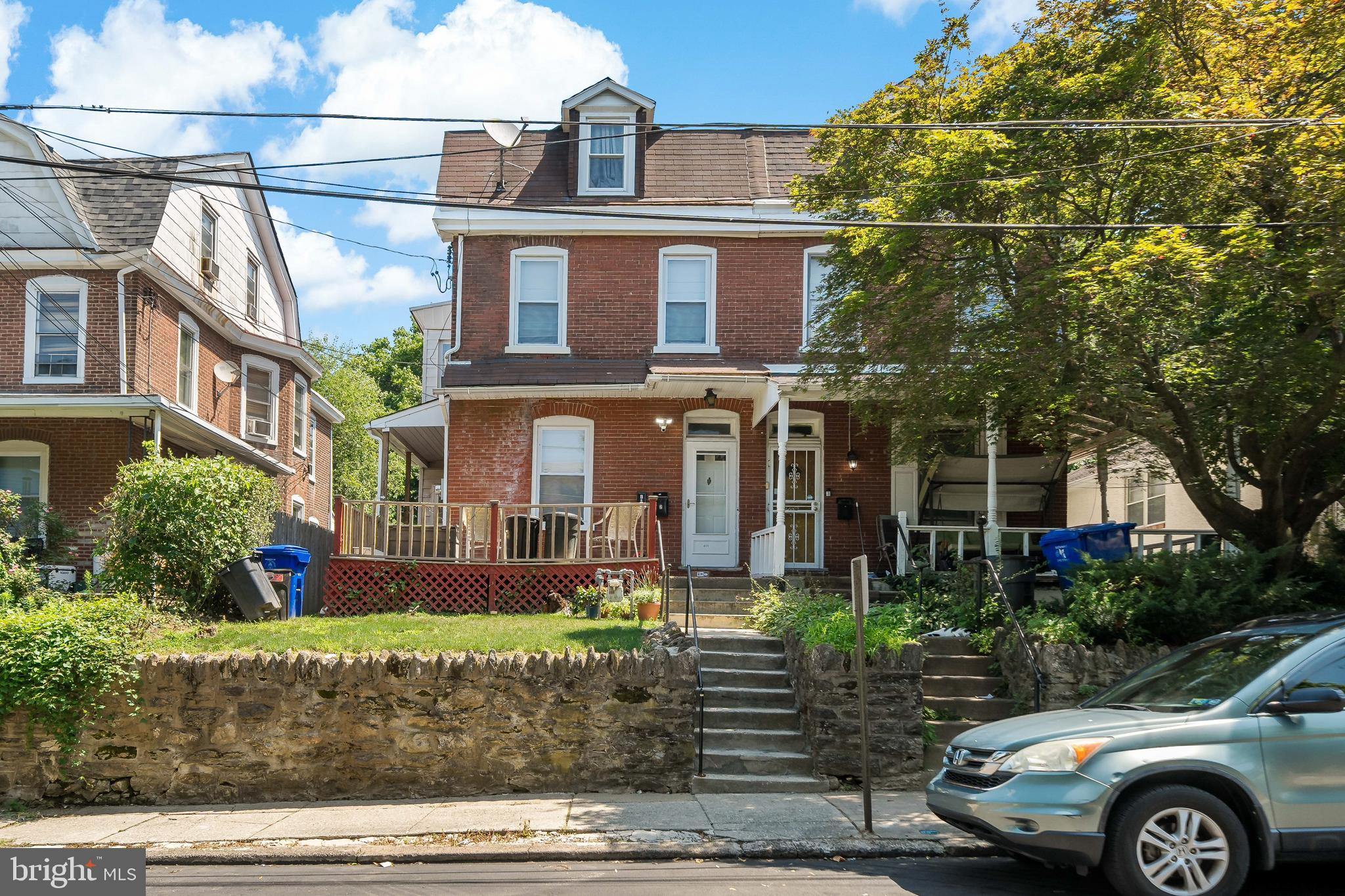 411 Valley Rd
