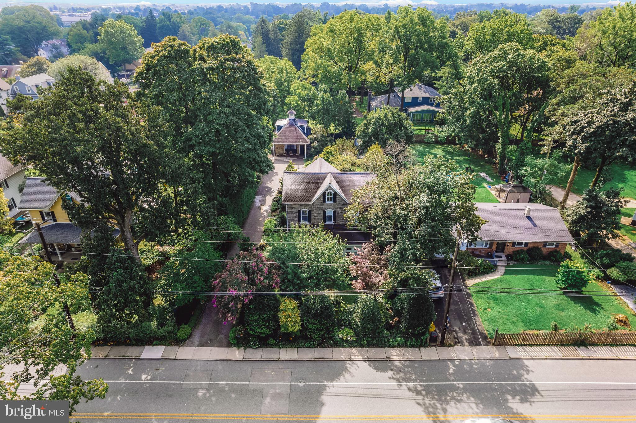 714 E Willow Grove Ave