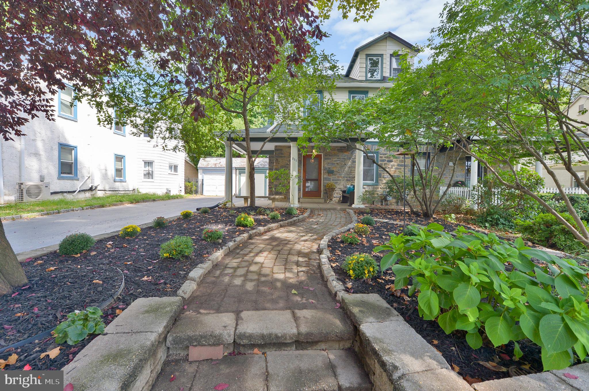 211 Lantwyn Ln