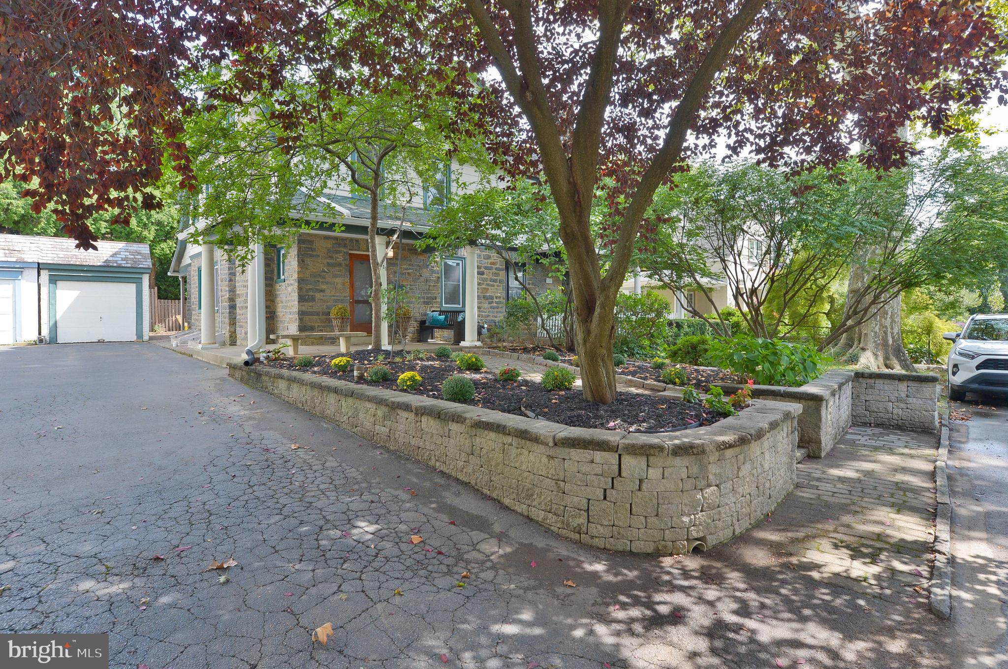 211 Lantwyn Ln