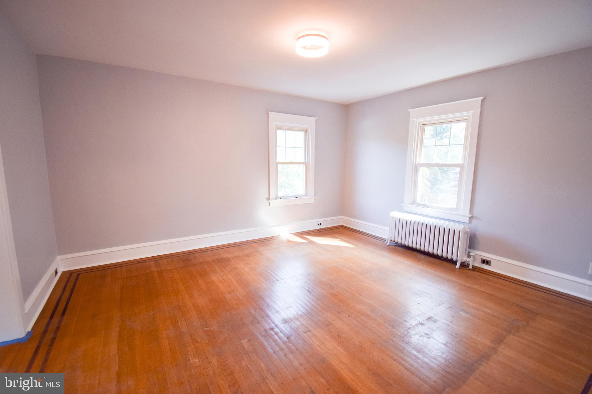 352 N Easton Rd