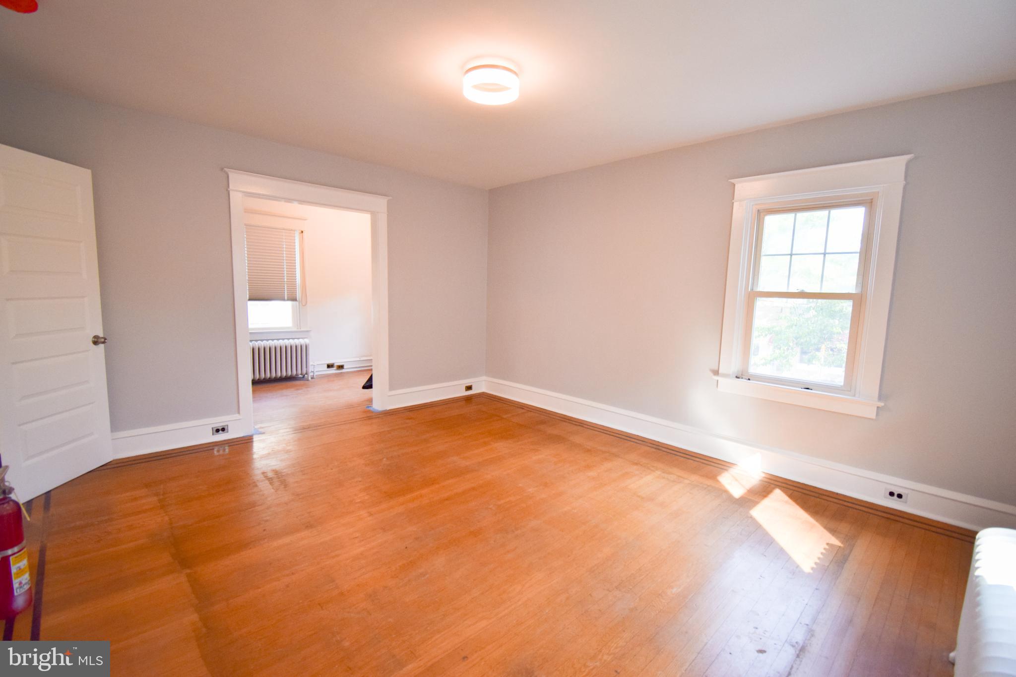 352 N Easton Rd