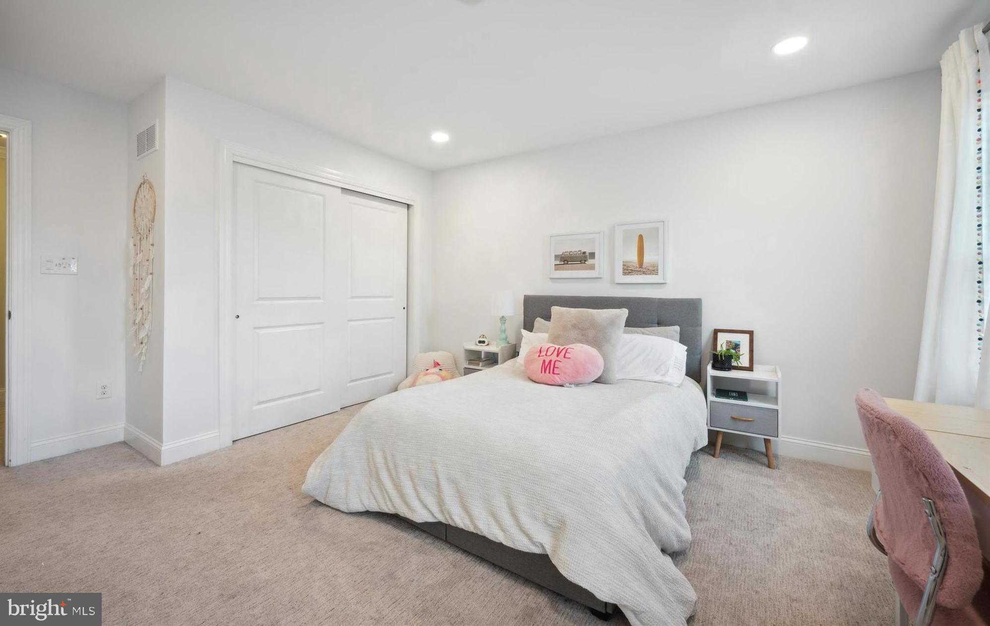 3802 Lucia Ln