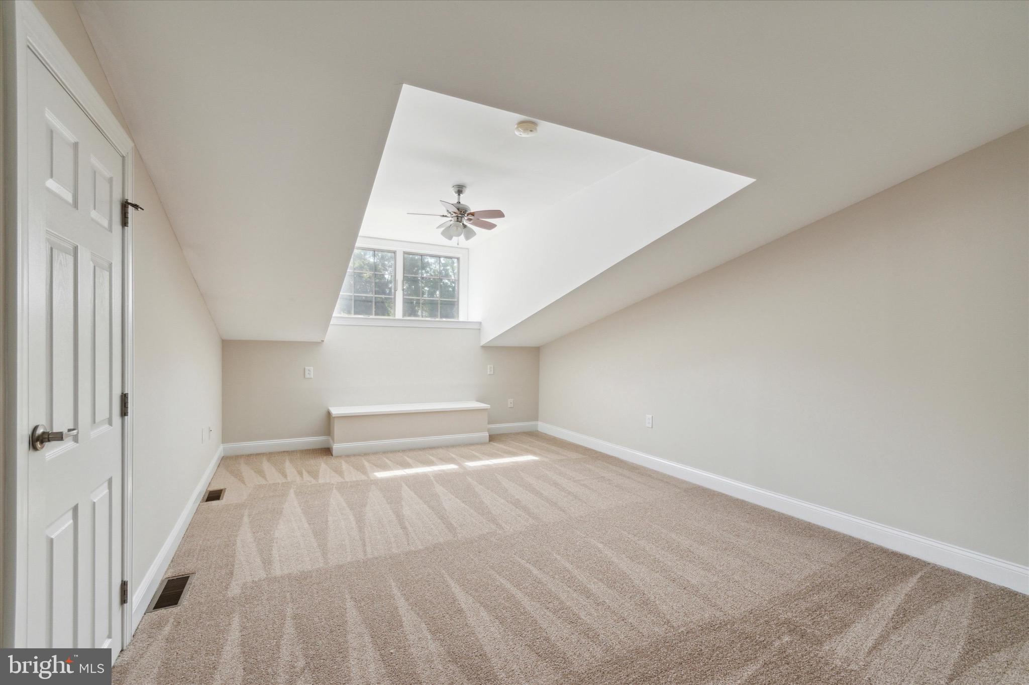 426 W Laurel Ave #8