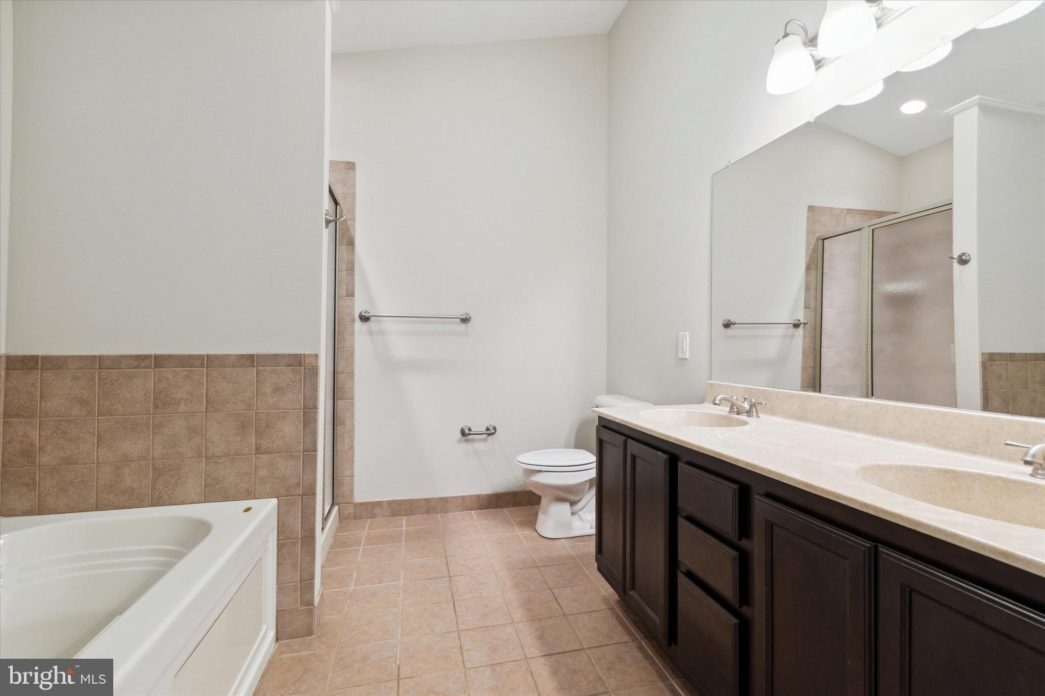 426 W Laurel Ave #8
