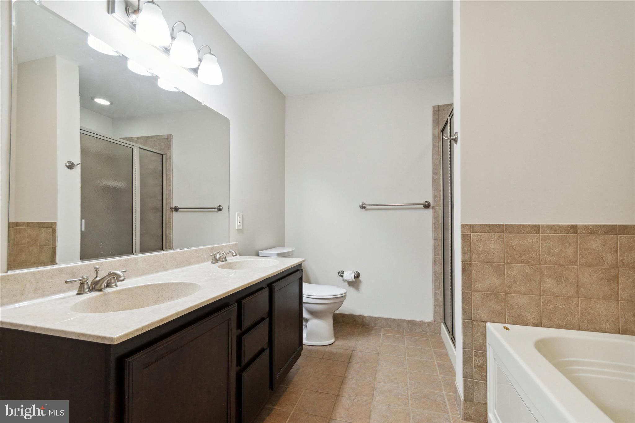 426 W Laurel Ave #8