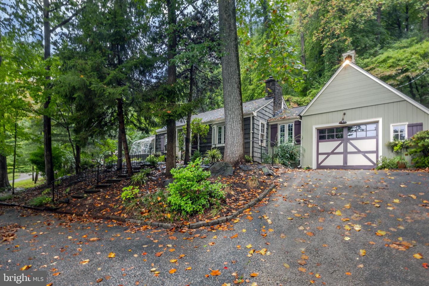 176 Gypsy Ln