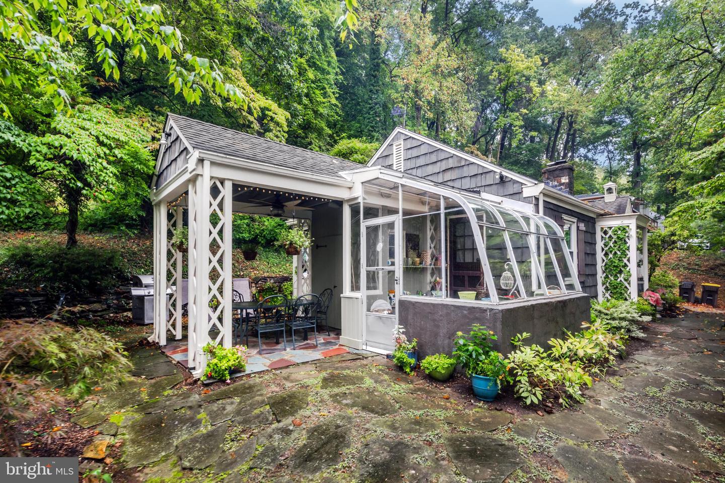 176 Gypsy Ln